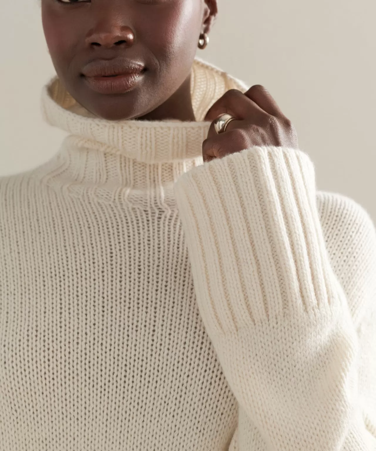 Jenni Kayne Cashmere Jet Turtleneck